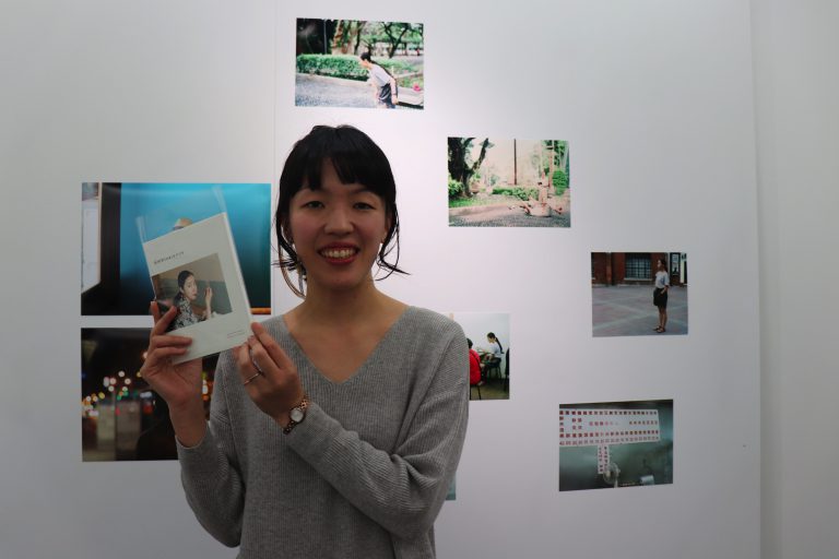 台北で撮り下ろした忠地さんの個展が開催中