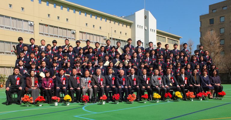 東京中華學校畢業典禮充滿離別之情