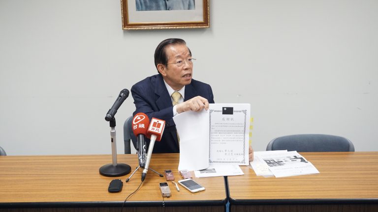 救災不力遭批　謝長廷重新說明還同仁公道