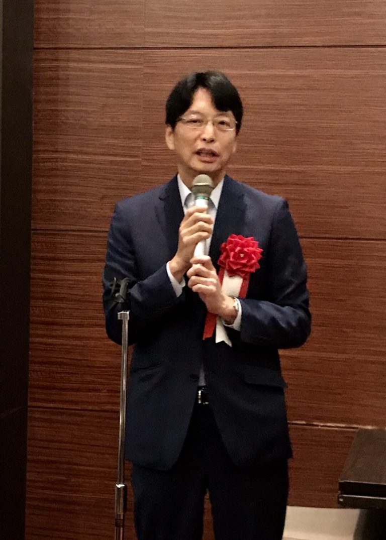 暫代大阪代表處長張仁久勉勵僑界要對政府有信心