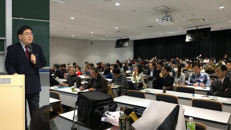 九州大学の第二回「台湾事情」講座で片倉佳史氏が講演