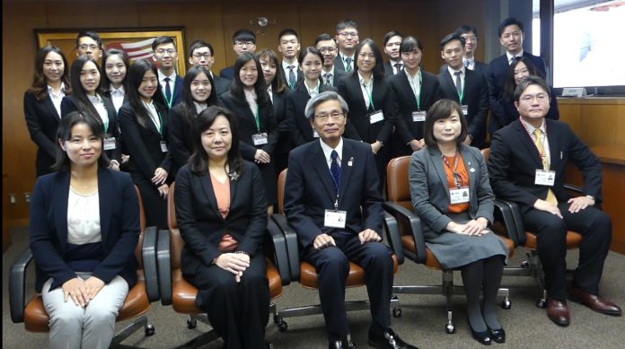 ①アイキャッチ画像:福岡県庁訪問