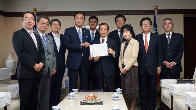 日華懇交付決議文　挺台參加ＷＨＡ