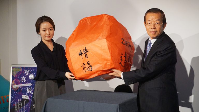 台灣寫真展　燈會小鎮鐵道東京再現