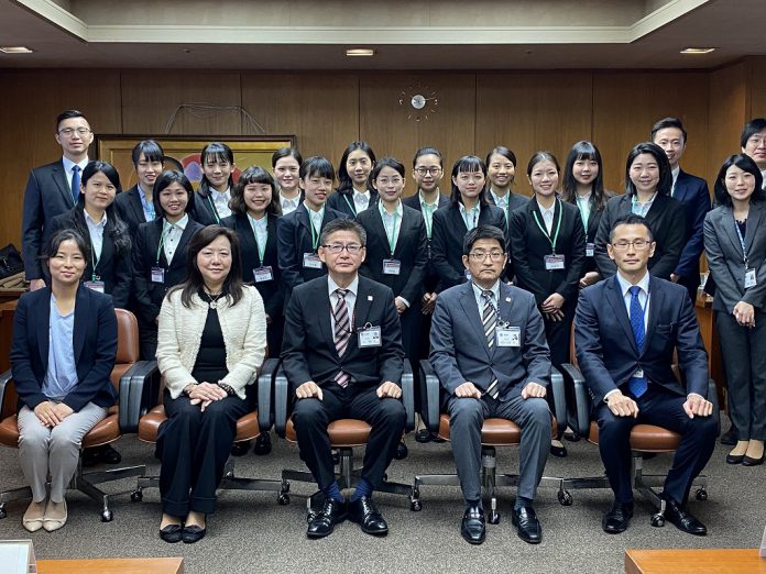 ①(アイキャッチ画像)福岡県庁訪問