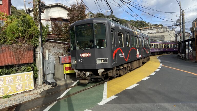 觀光署攜手江之電推彩繪列車　宣傳台灣燈會魅力促日客訪台