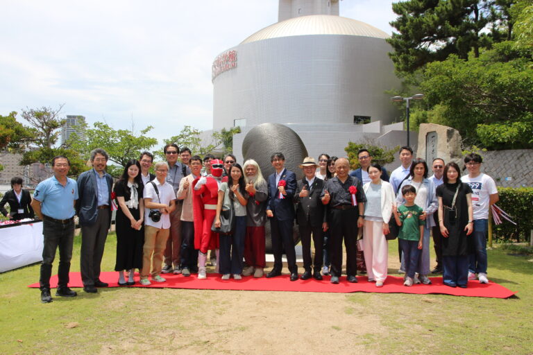 「極限時空 X 康木祥」台日巡迴展明石揭幕　科學與藝術跨界對話