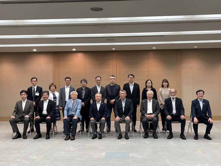 臺北醫學大學組團赴日參訪大阪萬博與日本先進醫療機構