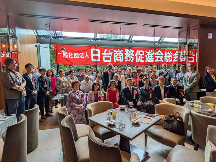 交流午餐會大合照