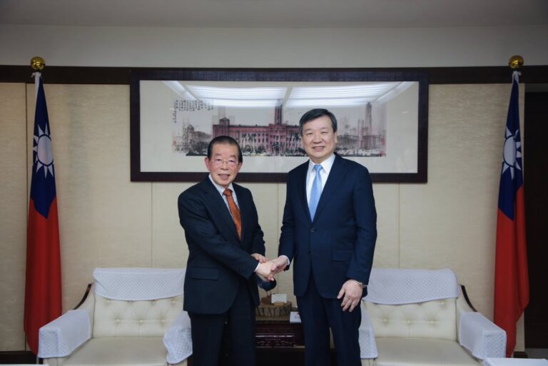 相片取自代表處