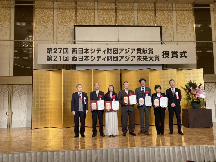 0712268D-52DB-43A3-BAEB-0E996A8251AF