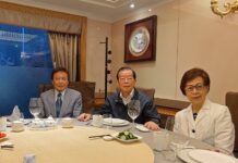 謝長廷会長ご夫妻より心尽くしのご接待を賜り、深く感謝申し上げます。