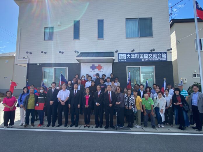 S__5685268_0 熊本大津町で115年双十節掲揚式参加した方々